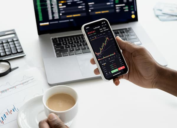 央行政策透视：广东3.58%综合融资成本与黄金影响